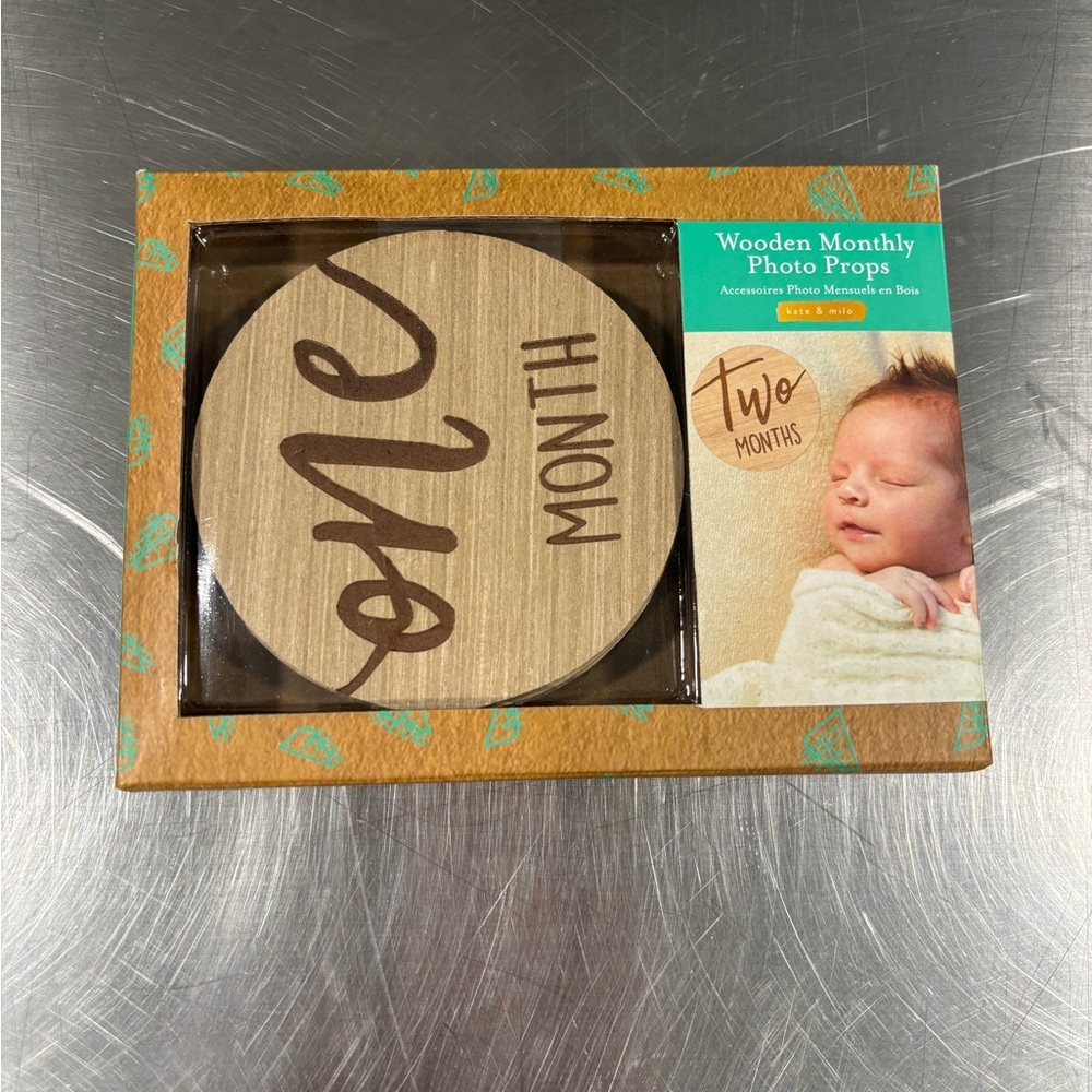 Kate & Milo Wooden Monthly Photo Prop Baby Milestone Sign